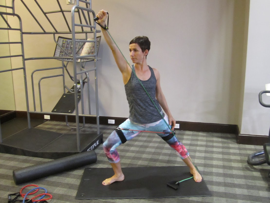 Curtsey & press for the hip and pelvic complex